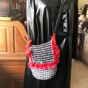 Darling Boho Bag Knit / Crocheted Purse with adjustable crossbody strap - fun